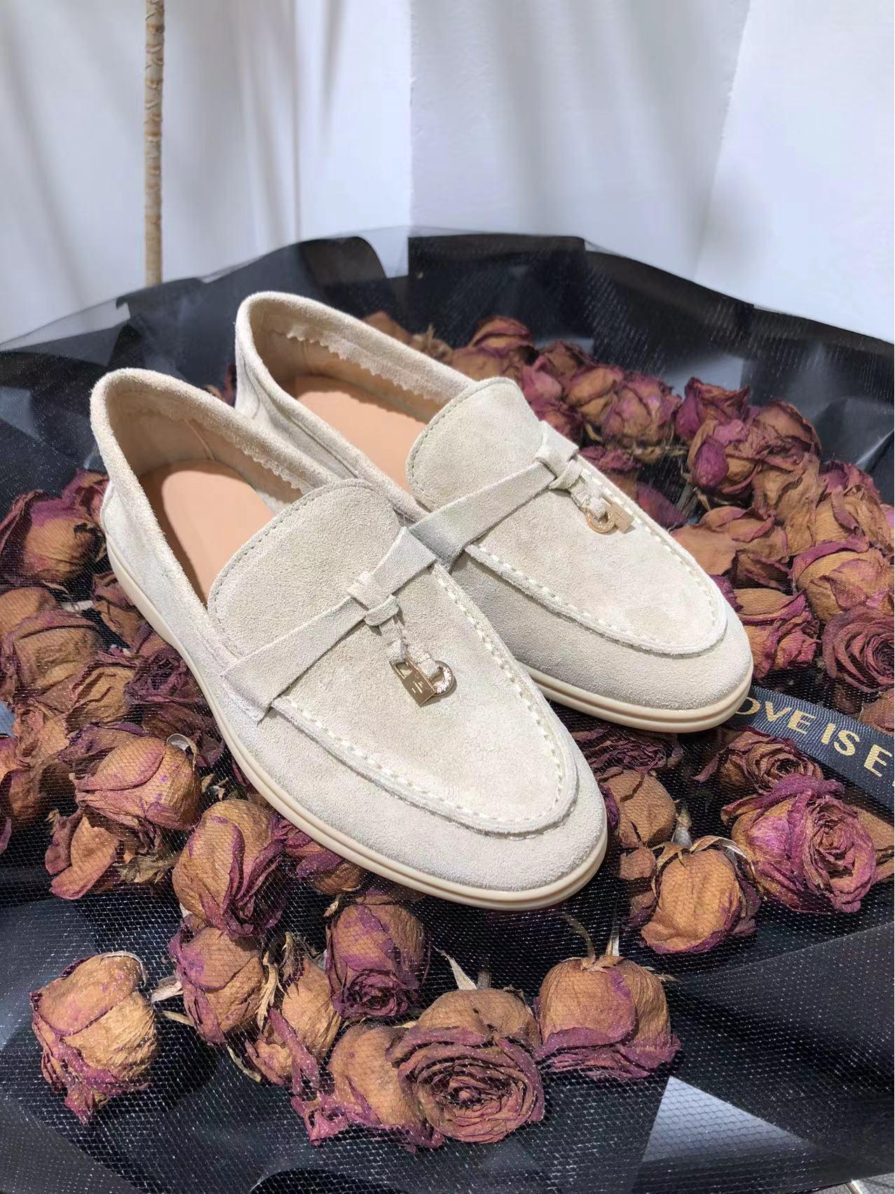 

Жіночі шкіряні лофери в стилі ретро, ​​британське взуття на плоскій підошві, доступні великі та малі розміри 38 брудно-білий