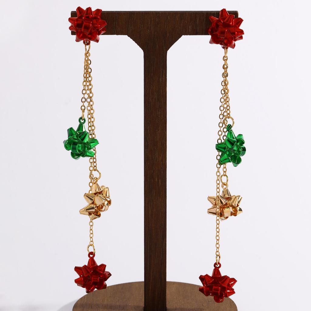 Charming Snowman Pearl Earrings: Elegant, Fashionable Beaded Tassel Studs for Women