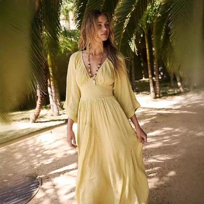 Women's New V-neck Mid-length Sleeve Holiday Beach Dress Slim Fashion Versatile Casual Solid Colour Dresses