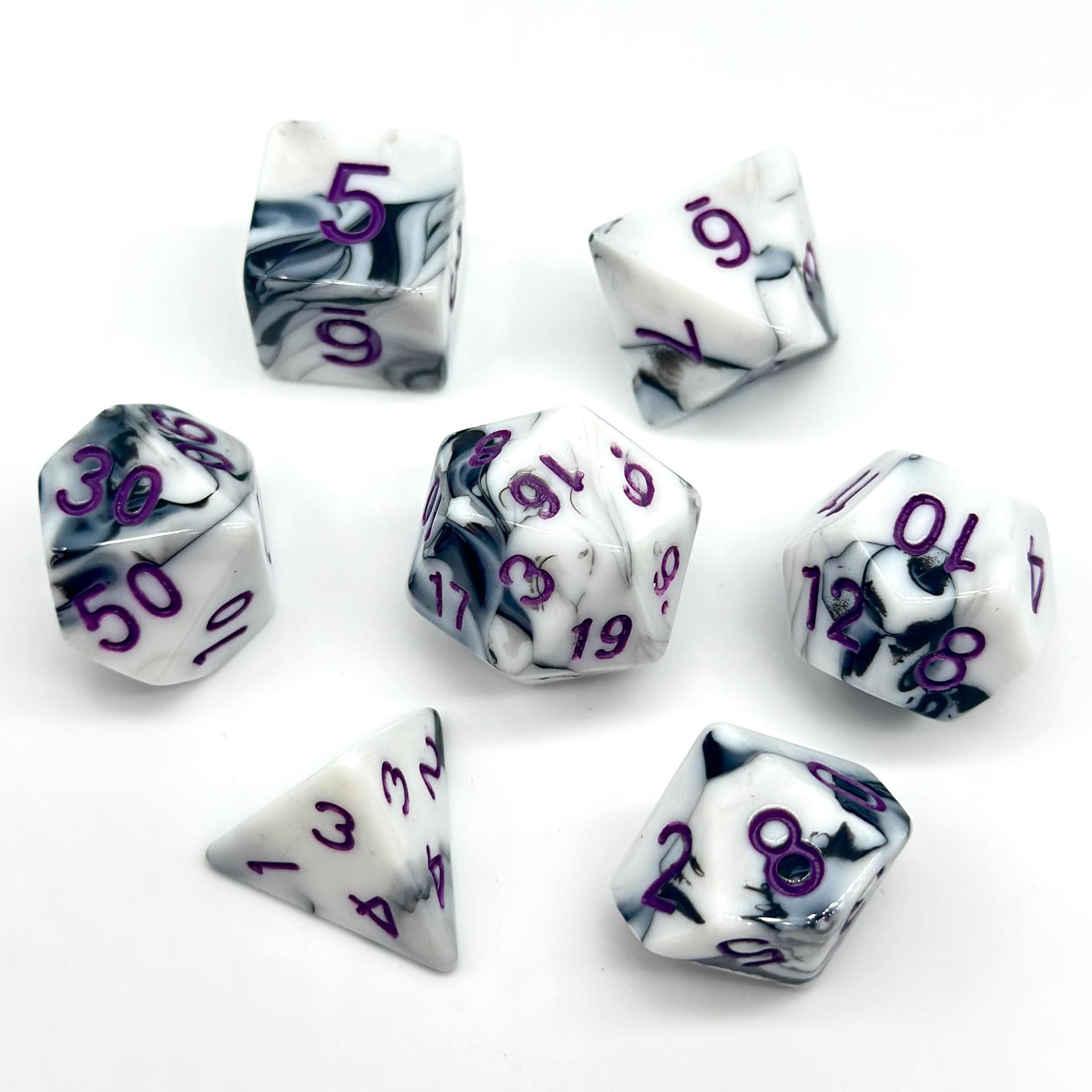 Элегантный двухцветный набор из 7 кубиков DND для настольных ролевых игр