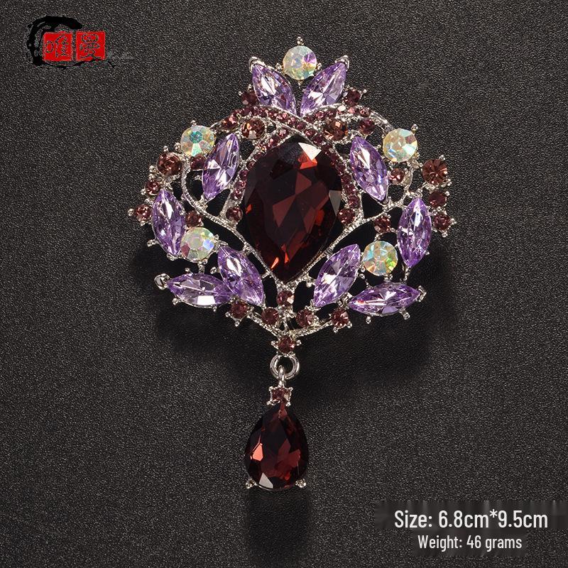 Japanese Style Luxury Brooch: Elegant High-End Women's Pin for Sweater or Lapel