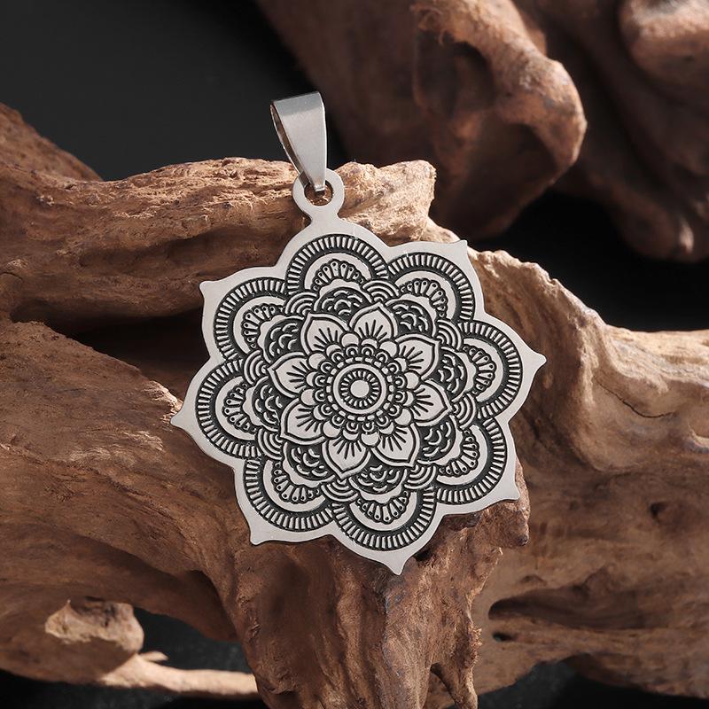Pendant Lotus Retro Fashion Versatile Mandala Jewelry Accessories Necklace