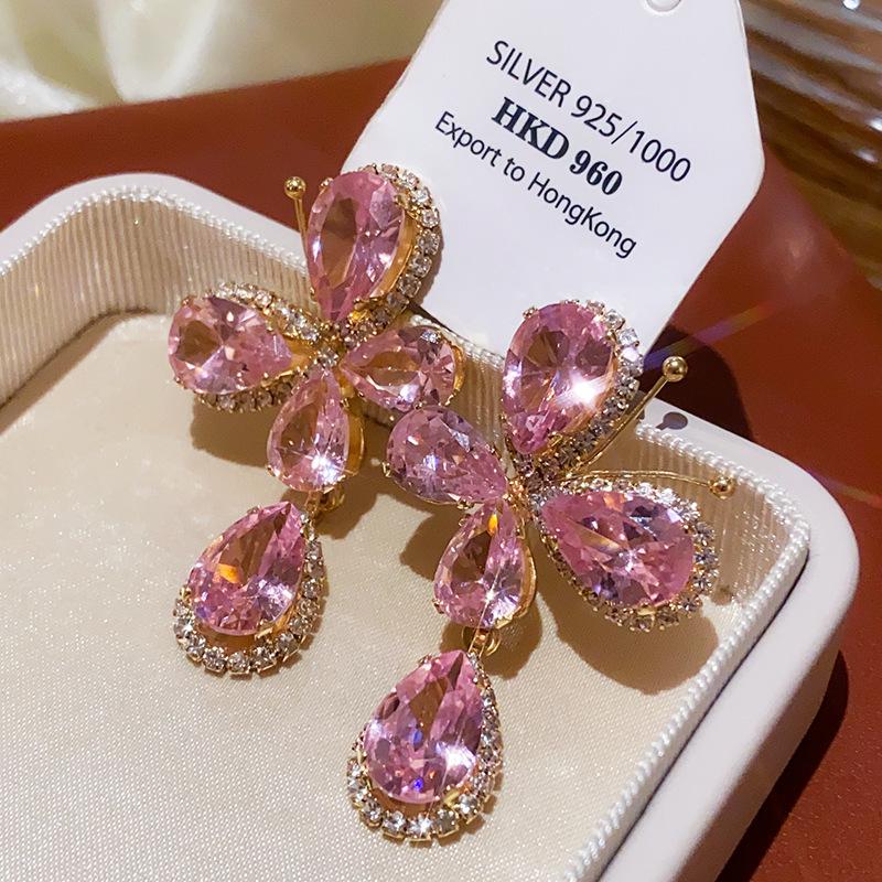 Orecchini Vintage a Forma di Pera con Perle e Intarsi di Diamanti - Stile Retrò, Lusso Leggero, Design di Alta Gamma