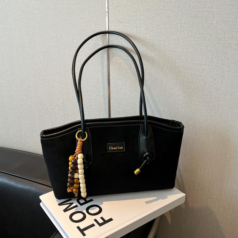 Retro Wildleder-Tasche mit großem Fassungsvermögen, neue vielseitige Damen-Schulter-Unterarmtasche für Pendler, tragbar