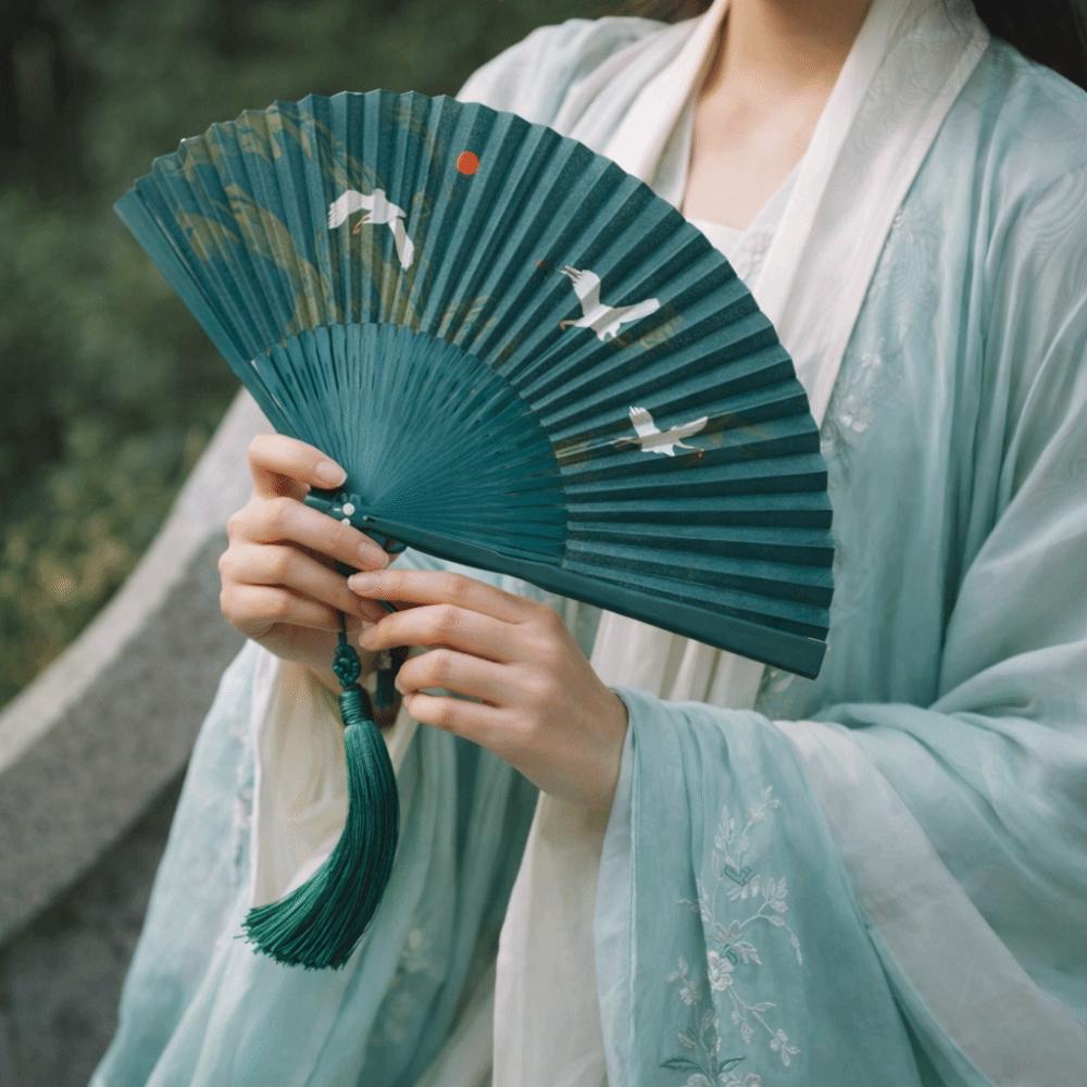 Traditional Carved Hollowed-Out Fan Vintage Handheld Fan Folding Hand Fan  Dance Performance