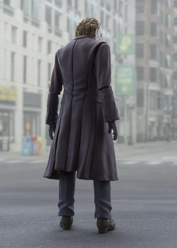 TAMASHII NATIONS Batman Dark Joker Dark Approximately 155mm ABS PVC Painted Movable Figure S.H.Figuarts (The Knight) (The Knight) &