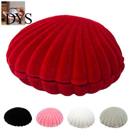 Small Ring Holder Velvet Shell Jewelry Box, Portable Travel Organizer Case, Soft Flannel Storage for Rings Earrings And Necklaces Compact Case
