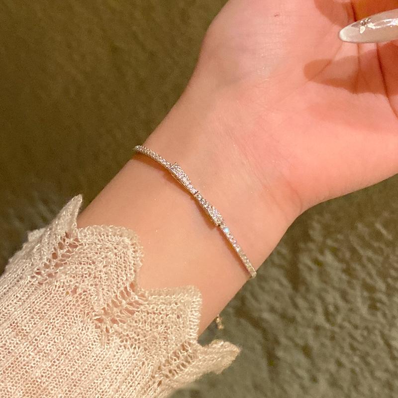 Light Luxury Niche High-end Pearl Bracelet Women's Korean Style Fashion Elegant Flash Zircon Love Bracelet Crystal Bracelet