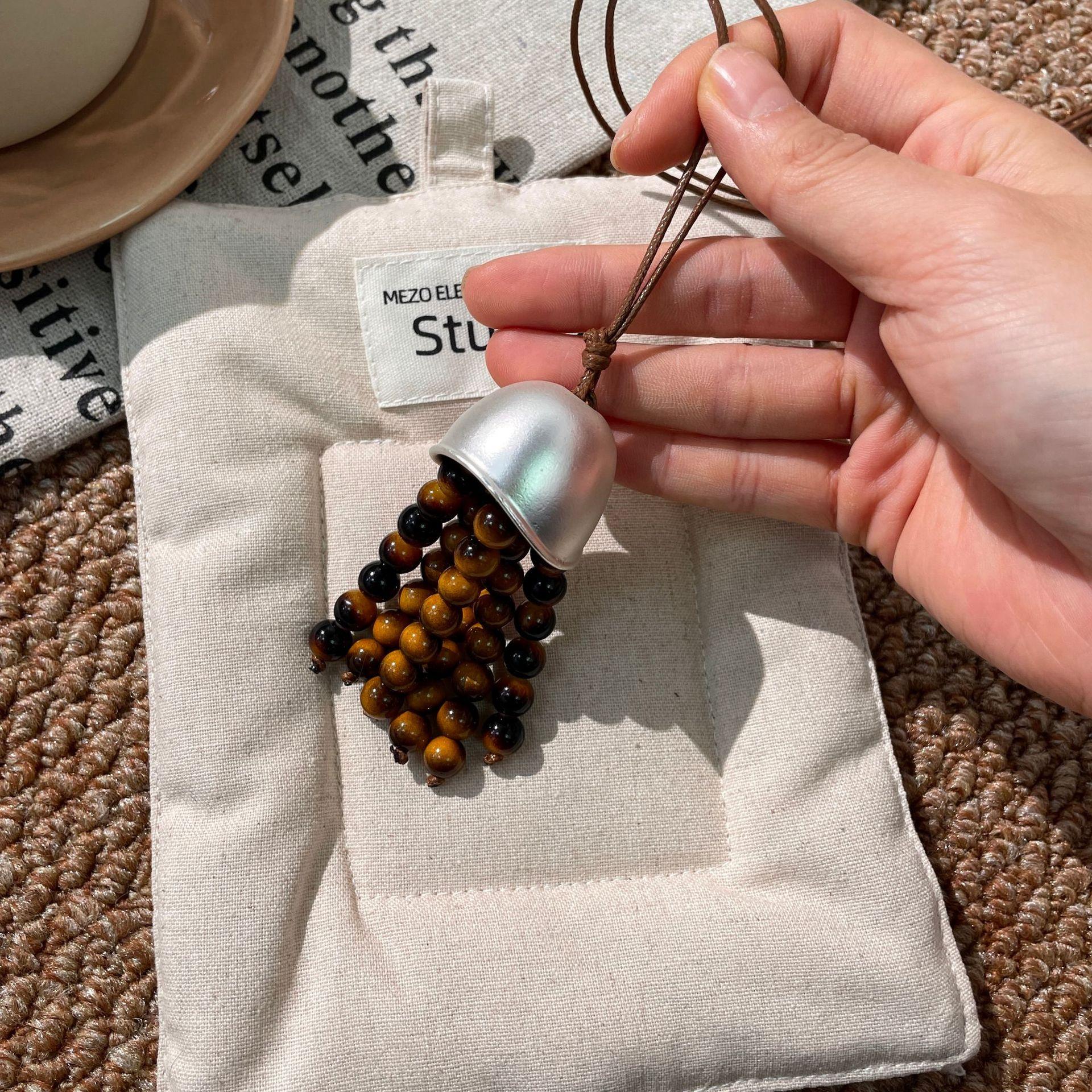 

Original Retro Natural Stone Tassel Beaded Bell Pendant Necklace for Women Fashion Adjustable Leather Rope Sweater Chain Jewelry