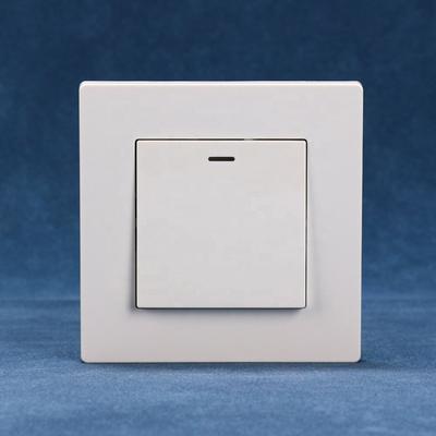 Vit Svart Grå Guld Färg Flamskyddad PC-ram EU-standard 10A 250V 1-vägs Väggströmbrytare med LED-indikator