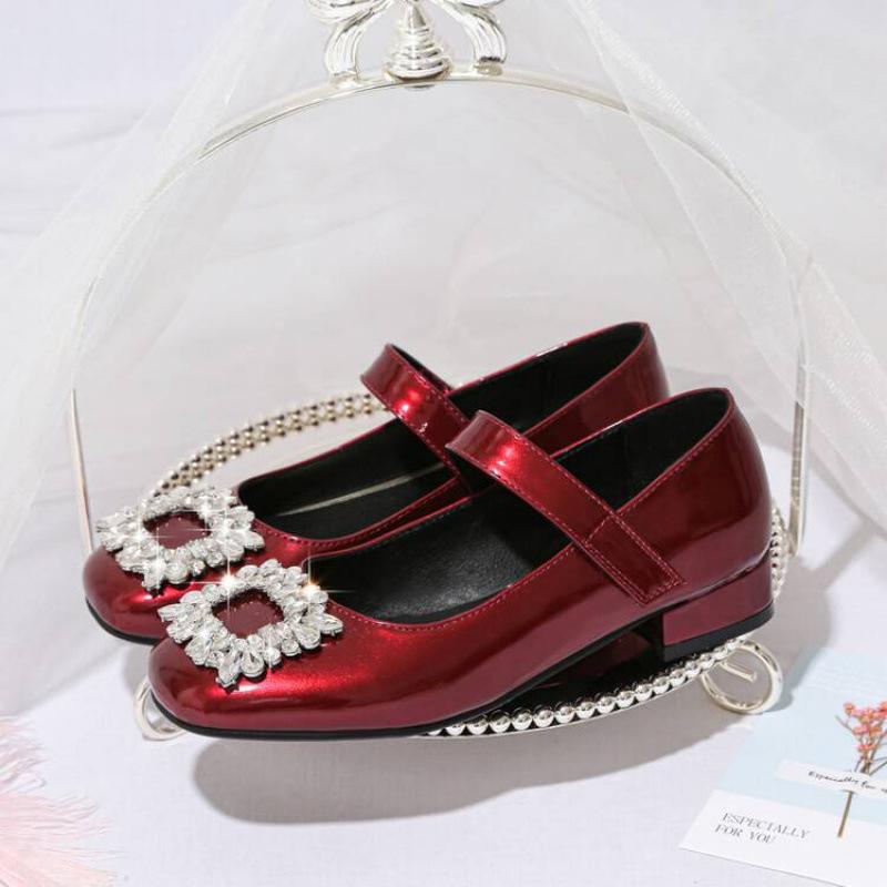 New girls' princess shoes non-slip soft-soled leather shoes medium and older children's shoes girls' student shoes wear children's single shoes in al