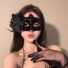 Makeup Dance Party Mask Half-face Sexy Lace Feather Mask Halloween Mask Posing Props Headgear