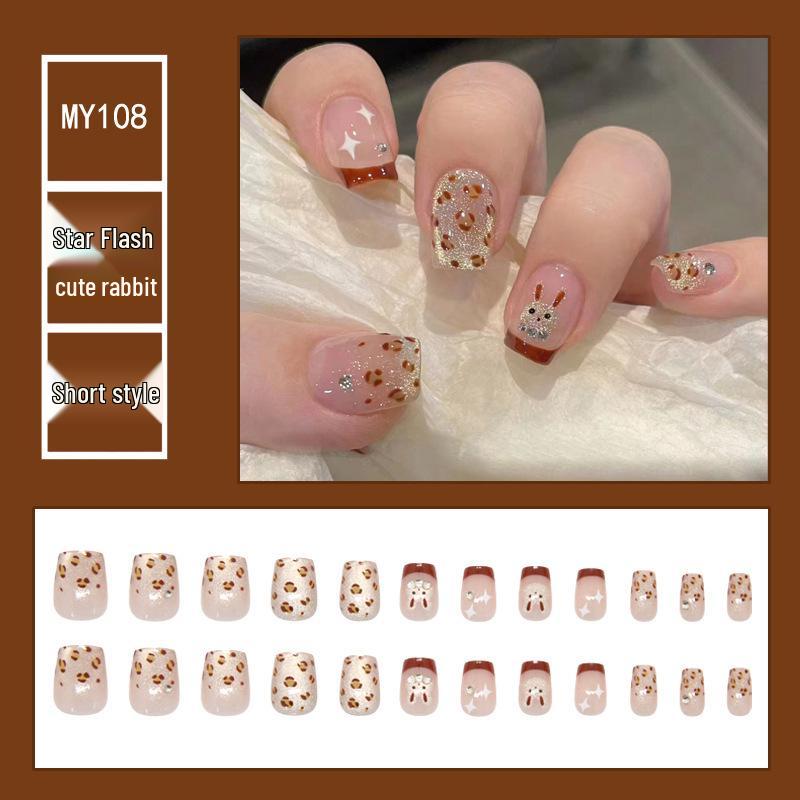 Chasing Light Cat's Eye Crystal Nails: Handmade, Detachable, Flash Diamond Design for Trendy, Stylish Looks.