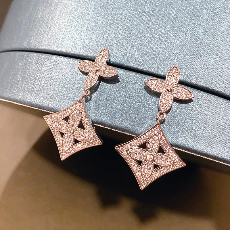 Boucles d'oreilles de luxe en Zircon incrusté de trèfle à quatre feuilles pour femmes, couleur argent, Long pendentif, bijoux tendance