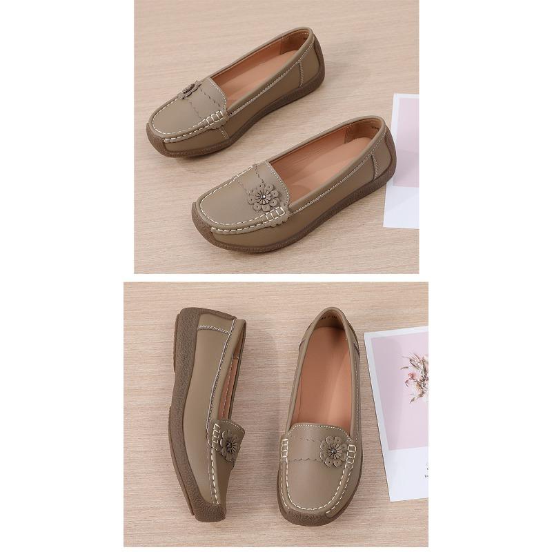 Casual Women's Soft-soled and Soft-top Flat Shoes