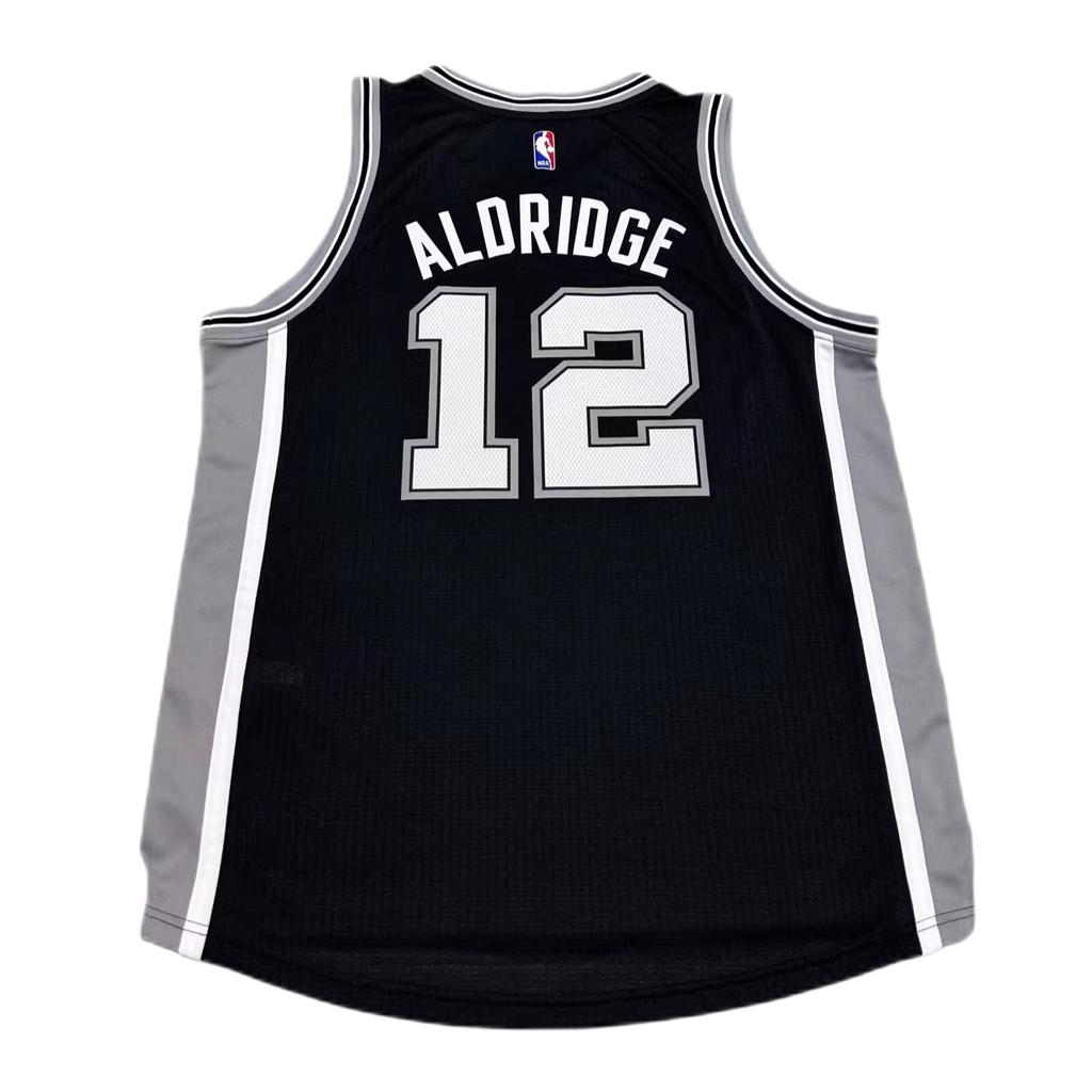 adidas NBA Spurs Aldridge Cómodo Suave Apto para la Piel Versátil Cuello en V Camiseta de Baloncesto Camiseta Unisex 7470A-304-K92975