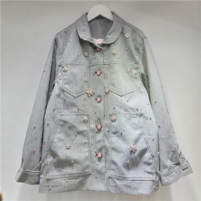 

Autumn 2025 Women s Retro Hand-Sewn Rhinestone Striped Jacket - Loose, Slimming, Versatile, and Trendy. One Size