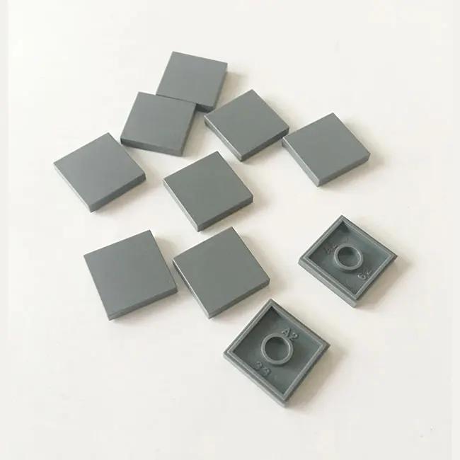 

Non-Toxic Diy Enlighten Plastic Building Block Bricks 100Pcs Flat Tile 2X2 For Kids Compatible All Brands 2*2 Assembles Particles 3068