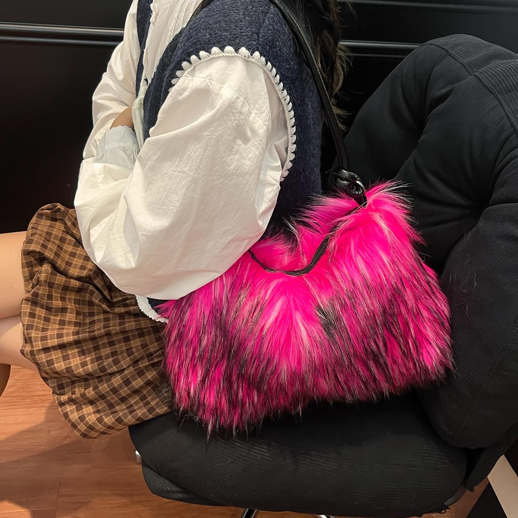 Winter Casual Furry Crossbody Shoulder Bags For Women Solid Color Soft Plush Ladies Clutch Purse Handbags Lightweight Female Hobos Bag