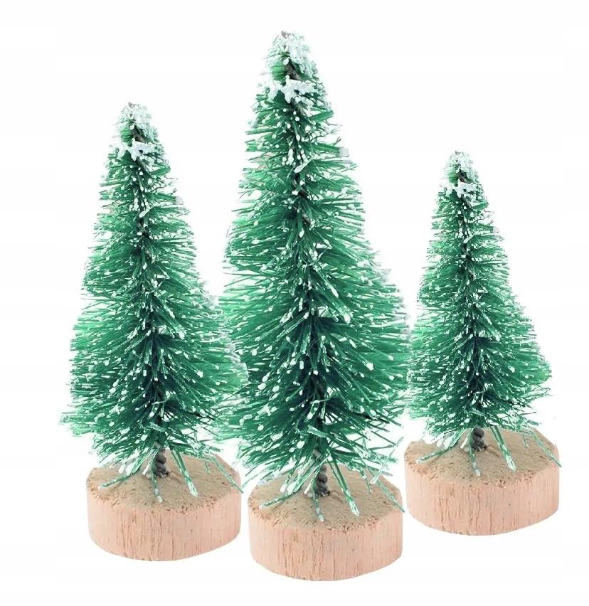 Christmas Tree Mini Christmas Decorations On A Tree Trunk