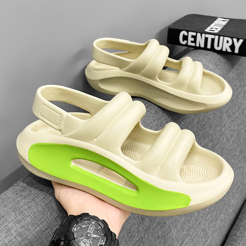 Couple Sandals 2025 Summer New Trend Versatile Indoor and Outdoor Wear Thick Bottom Stepping On Shit Feeling Teenagers Beach Sandals