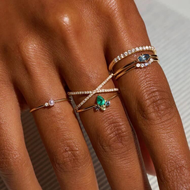 Stylish Women's Cross Diamond Pinky Ring - Unique, Versatile, Non-Fading, and Popular Online