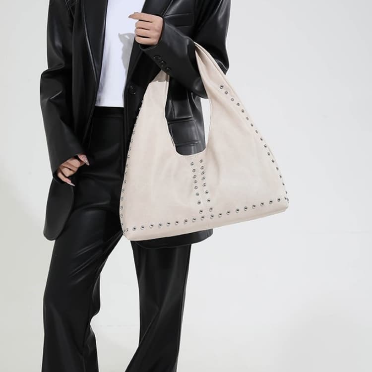 Rivet tote bag women's large capacity commuter shoulder bag