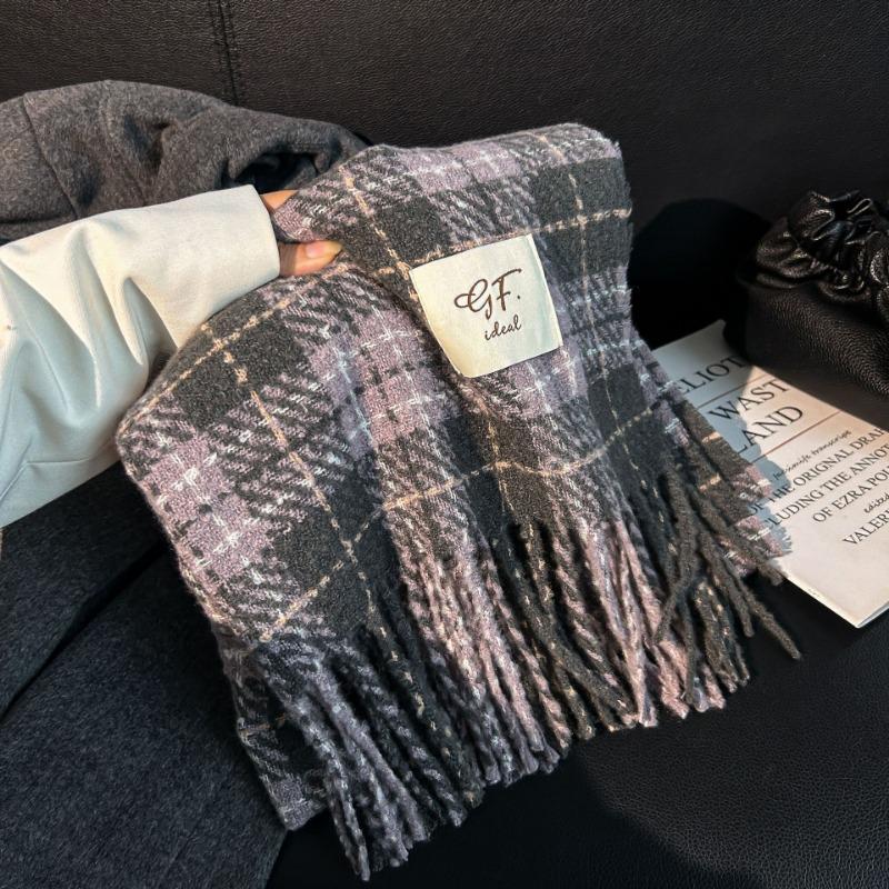 Autumn and winter new Maillard imitation cashmere plaid scarf women's winter senior sense versatile shawl thickened warm scarf