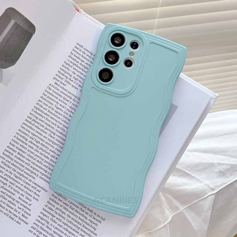 S 24 23 22 21 Curly Wavy Liquid Silicone Case For Samsung Galaxy S24 S23 S22 S21 S20 Plus Ultra Fe S10 Protect Soft Cover S23fe