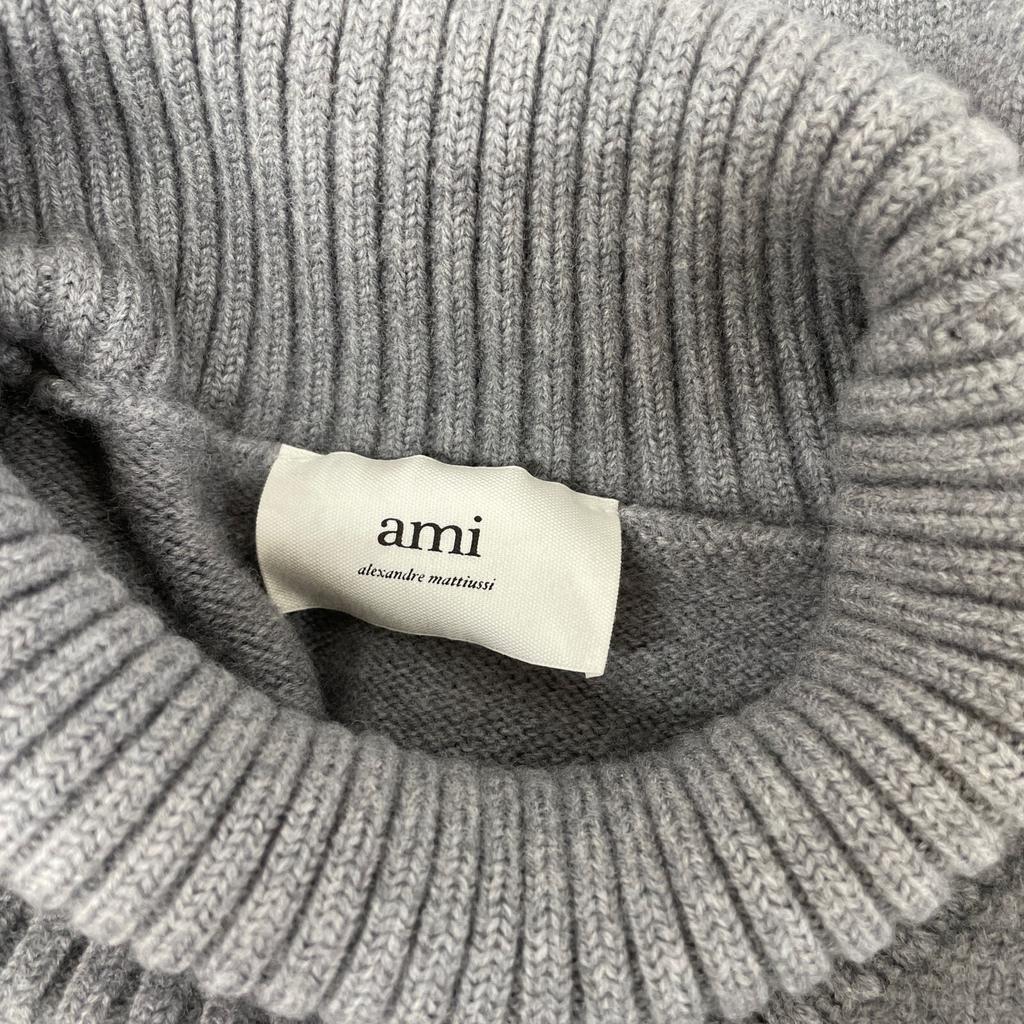 Ami Paris UKS402.018 24AW Grey X Grey Heart Logo Turtleneck Knit Tops L grayUsed