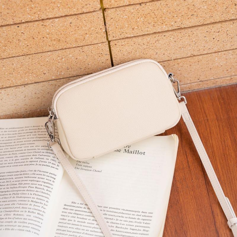 The First Layer of Cowhide Women's Bag, Shoulder Messenger Bag, Simple Multi-compartment Zipper Square Bag, Soft Leather Change Mobile Phone Bag.