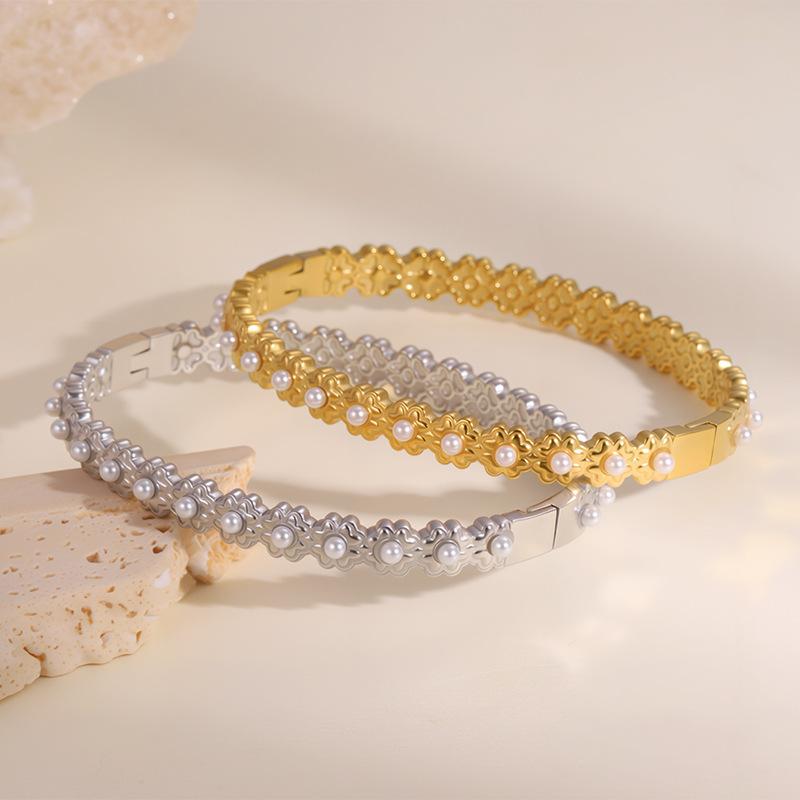 Light Luxury High-end Flower Buckle Couple Pearl Open Bracelet Bracelet