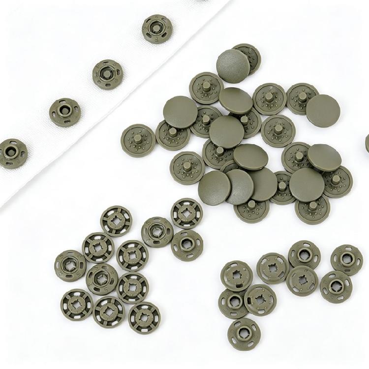 Open-and-Close Fabric Connectors, Four-Part ABS Plastic Garment Fasteners Clasps with Integrated Prongs for Alterations and Repairs