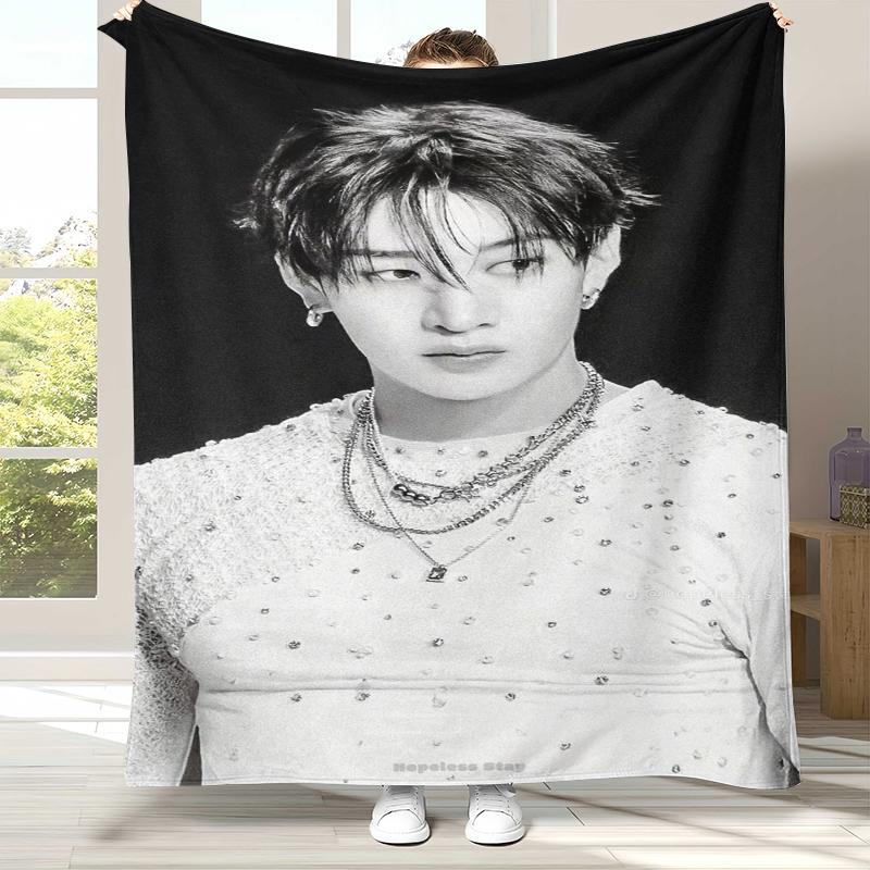 Bang Chan Kpop Stray Kids Flanelldecke, Ultraweiche Warme Plüschdecke für Zuhause Schlafzimmer Bett Sofa Abdeckung Camping Picknick Geschenk