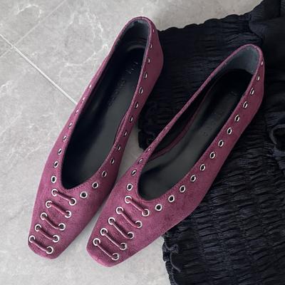 Ballerine quadrate alla moda in finto camoscio da donna, comode, con design a rivetti, scollate, mocassini vintage con suola morbida, scarpe Mary Jane di design