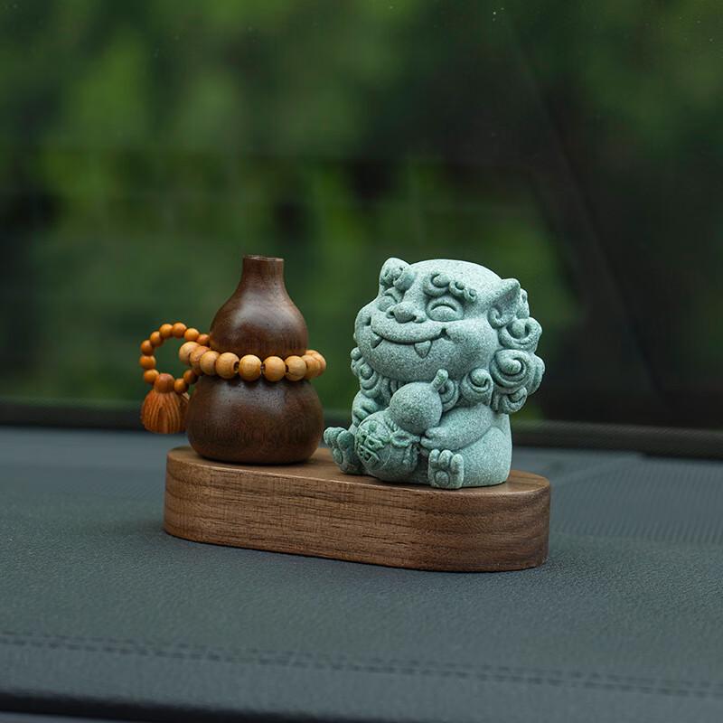 OLOMM Украшение для автомобиля на Год Дракона Пиксиу с ароматерапией