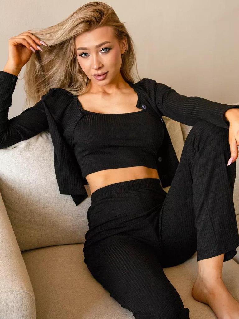 Ribbed Knit Women's Three-Piece Pajama Set with Long Pants & Sleeves