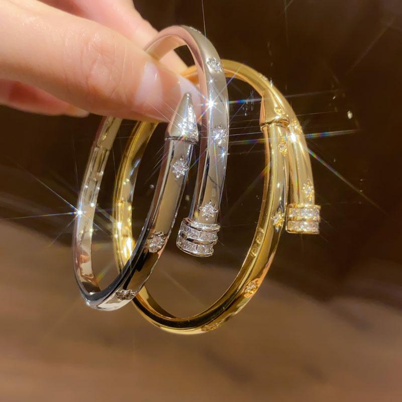 18K Gold Plated Zircon Arrow Geometric Bangle: Elegant High-End Design Bracelet for Women.
