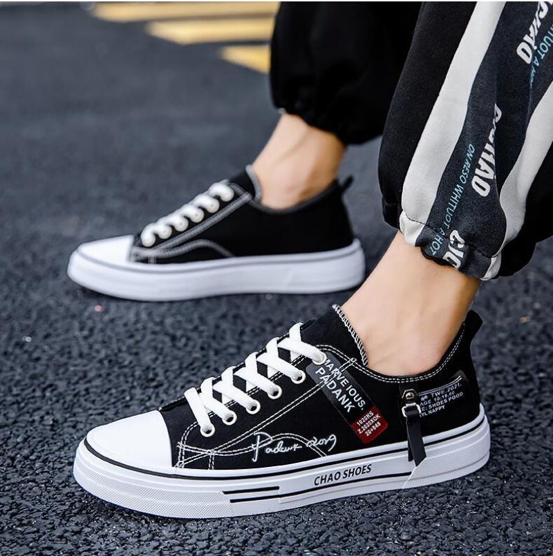 Casual Shoes Men's Canvas Shoes Male Sneakers Breathable Men Sports Shoes Black Cloth Shoe Trend Letter Men Shoe Low Cut Sneaker