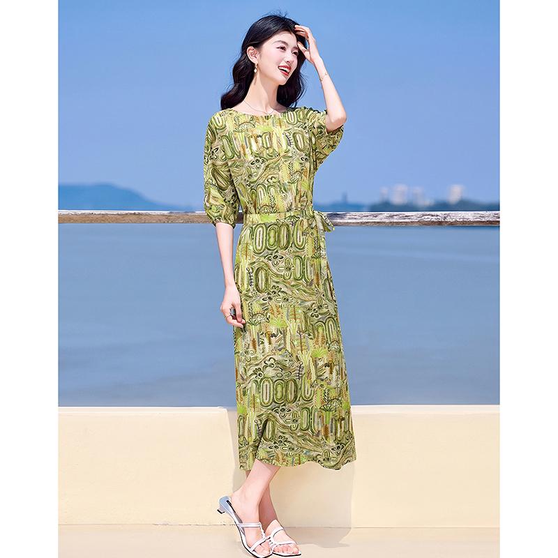 Design Sense Niche Fashion Temperament Slimming Dress for Small Figures