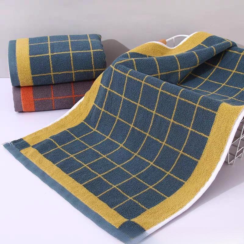 Checkerboard Cotton Bath Towel for Face and Body, Suitable for Household Use, Gentle and Soft, Absorbs Water Well, Gift Towel