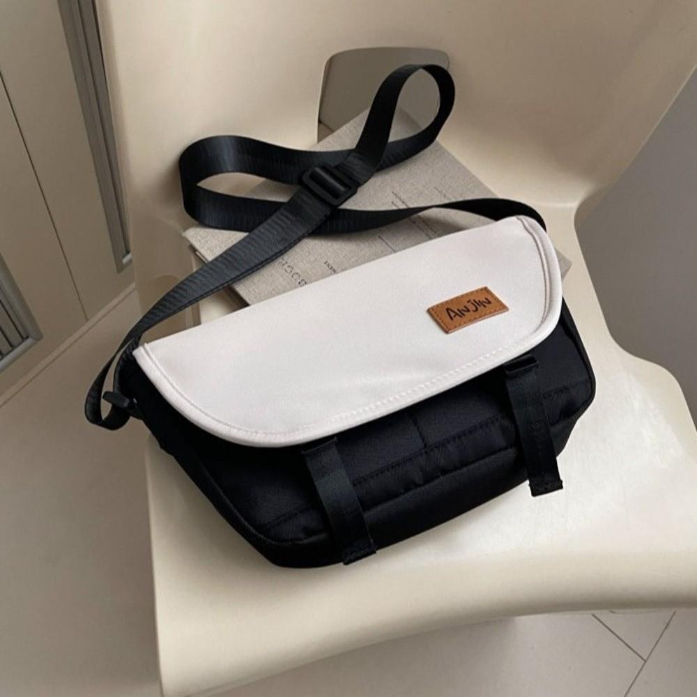 Large Capacity Women Shoulder Bag Korean Style Mailman Bag Casual Nylon Messenger Bag  Outdoor