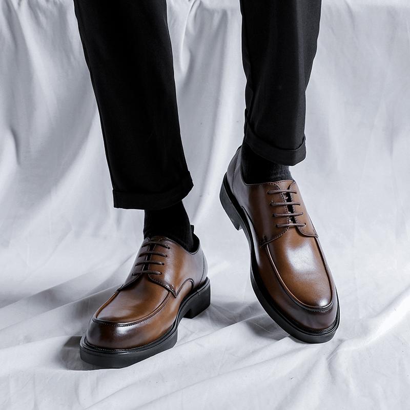 Fashion 2025 New Lace-Up Oxfords Shoes Leather Men Wedding Dress Shoes Casual Male Breathable Business Flats All-match Mens Walking Shoe