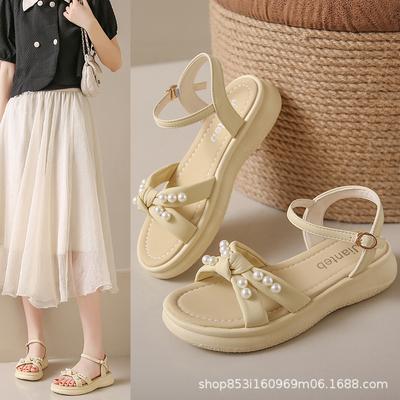 Feenwind Flachboden-Perlensandalen Damen Oberbekleidung 2025 Sommer gekreuzte Riemen Zehenfrei Ein-Knopf Strandsandalen Damen