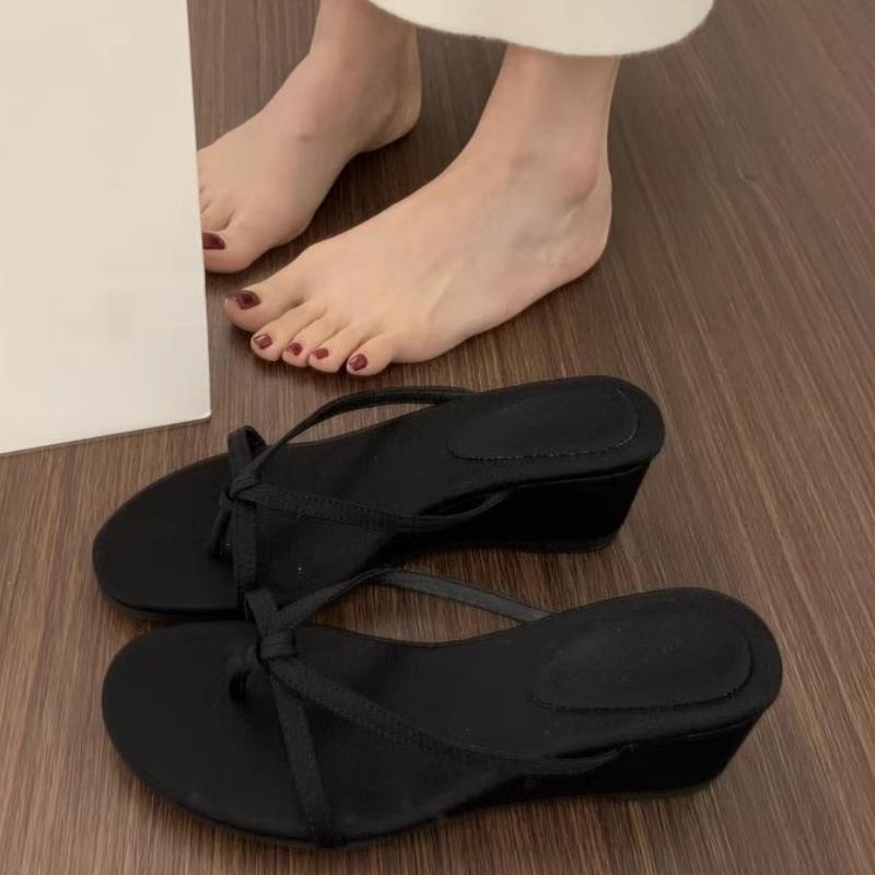 

Летние женские модные шлепанцы женские повседневные сланцы с перемычкой для пальца на танкетке на каблуке для платья женские уличные пляжные для отпуска сандалии обувь 35 чёрный