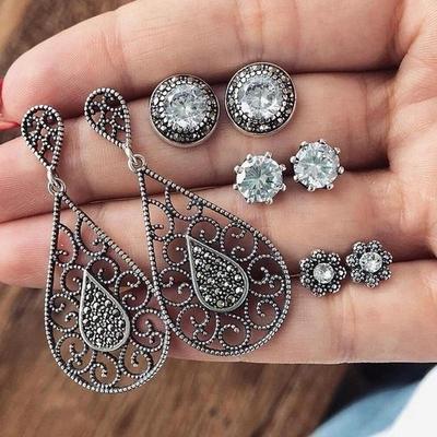 Cercei – Cercei suspendați