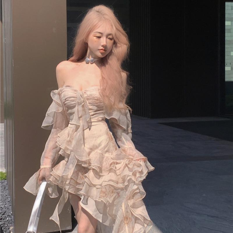 Frühling und Herbst Neue Frauen Sexy Rüschen Langarm Schulter Unregelmäßigen Kleid