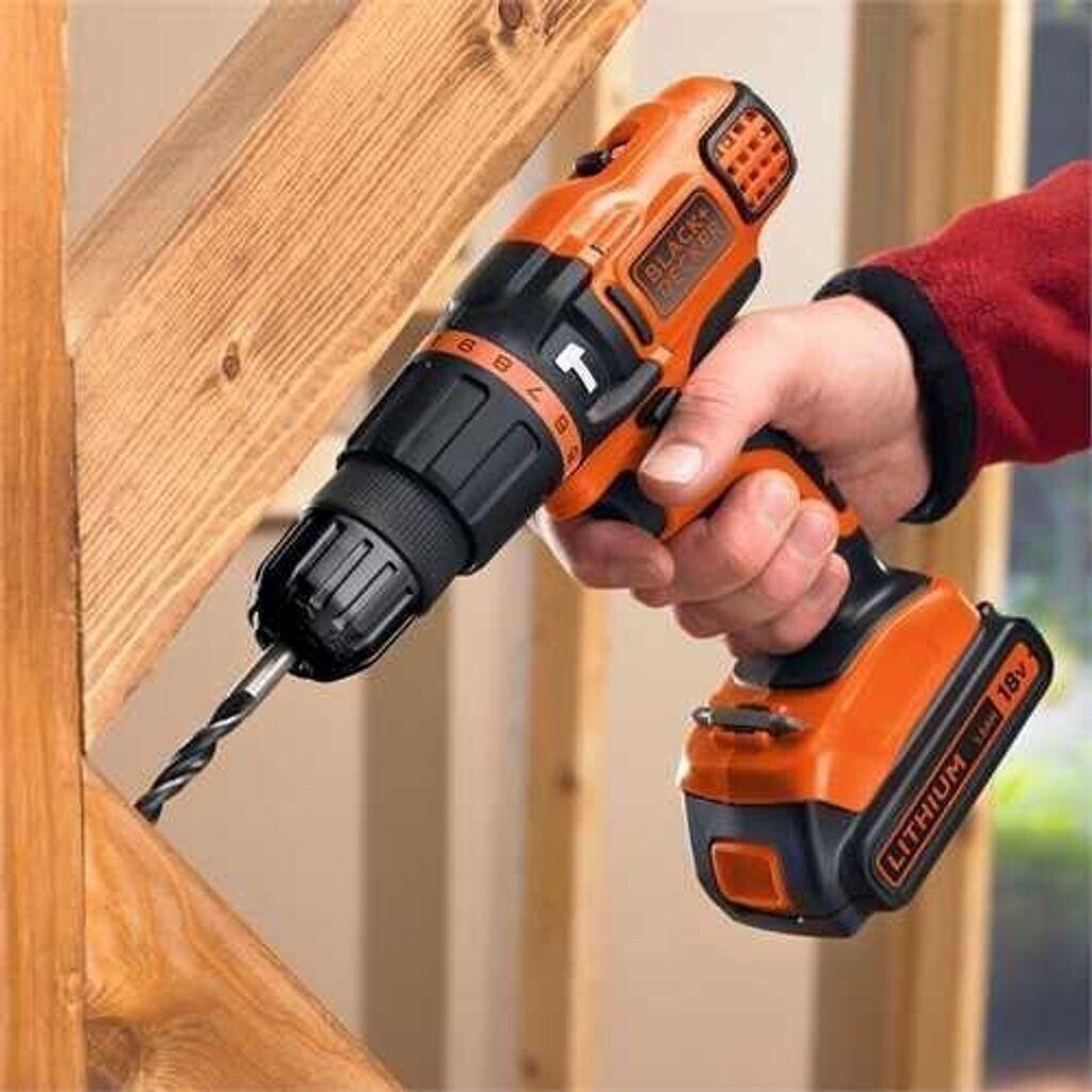 Дрель-шуруповёрт Black & Decker BDCH188N-XJ