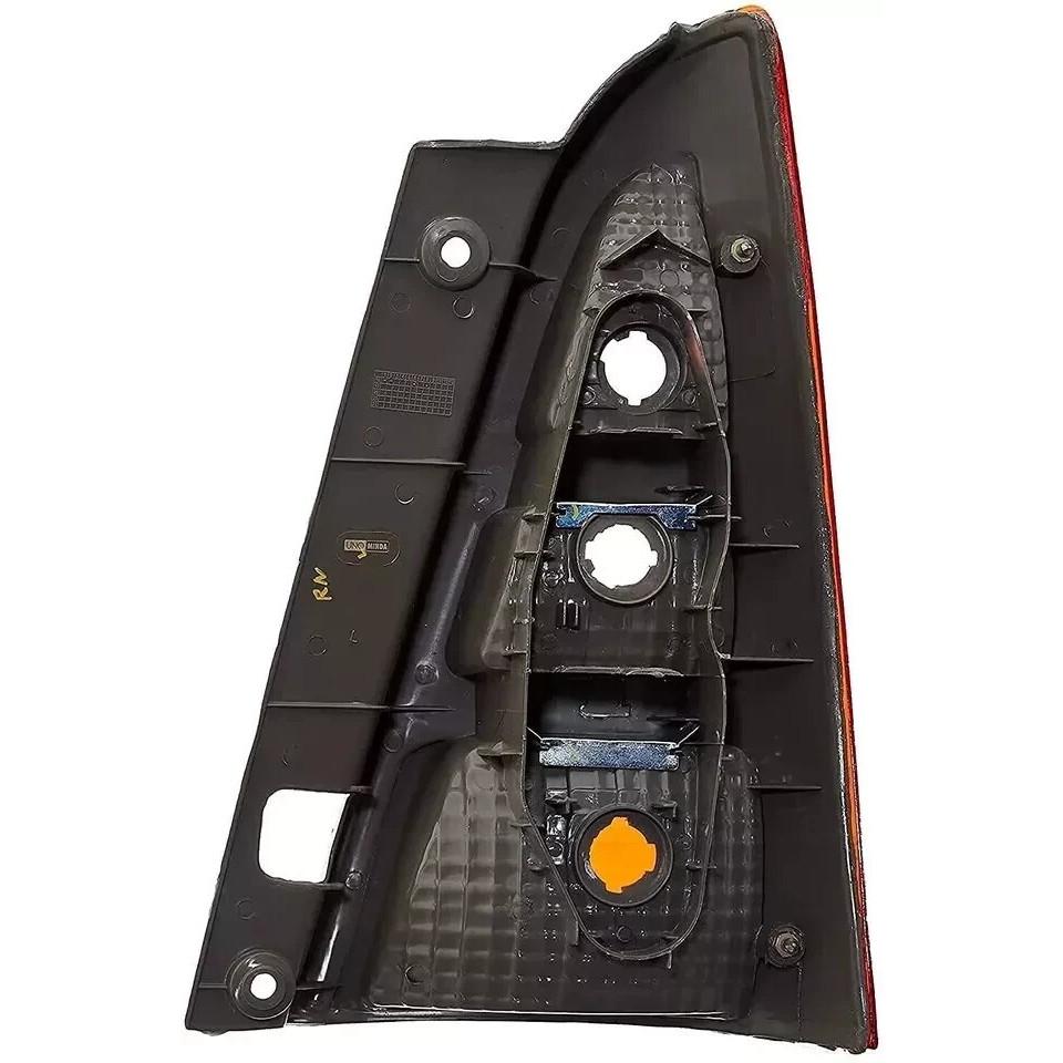 Tail light/Back light assembly For Toyota Innova Type 1 (Right & Left Side) 2005
