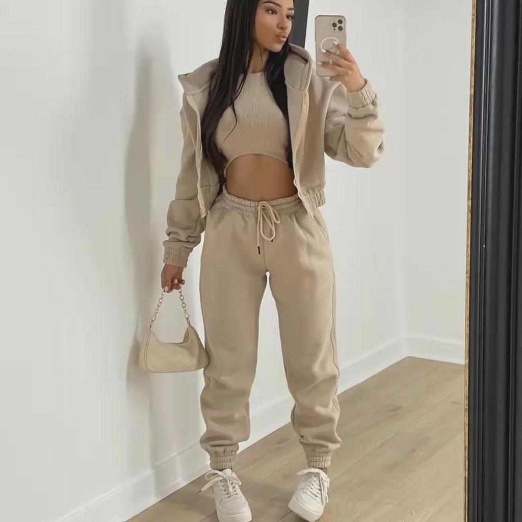 In Stock: 2022 Women's European & American Plus Velvet Hooded 3-Piece Sweatshirt & Sports Leisure Suit